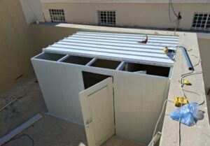 تركيب-ساندوتش-بنل-6-1-300x209 تركيب ساندوتش بنل (6)