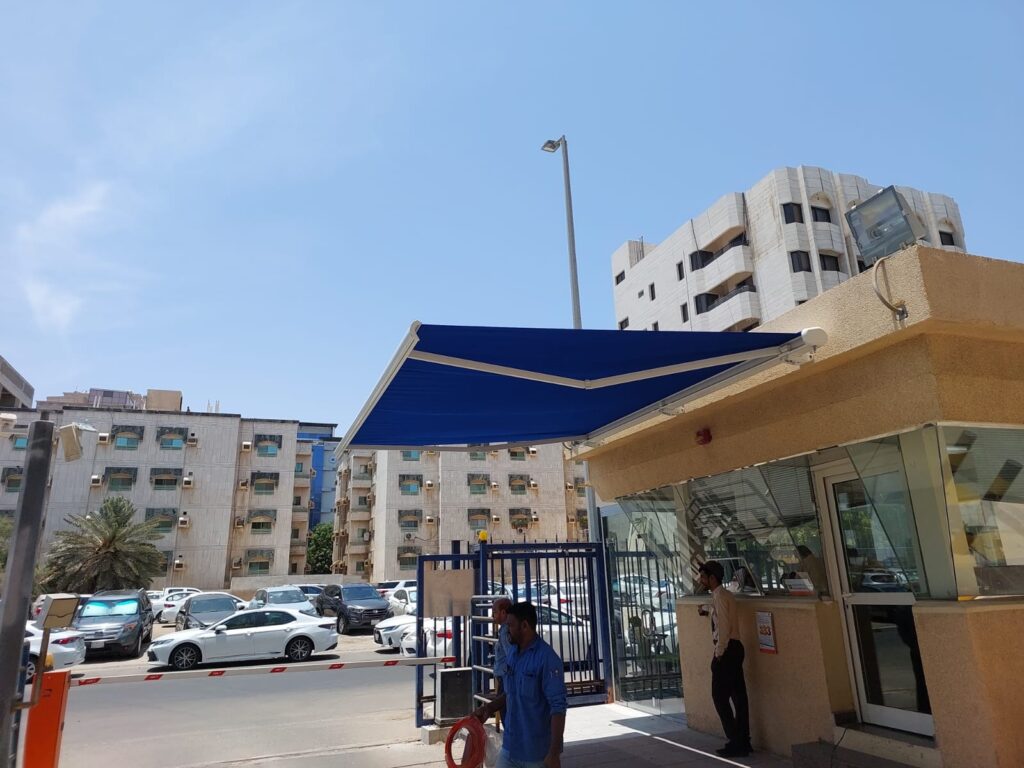 مظلات-كهرباء-4-1024x768 مظلات سيارات كهربايه جده